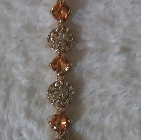 Gold tone bracelet with rhinestones - Picture 3 of 4